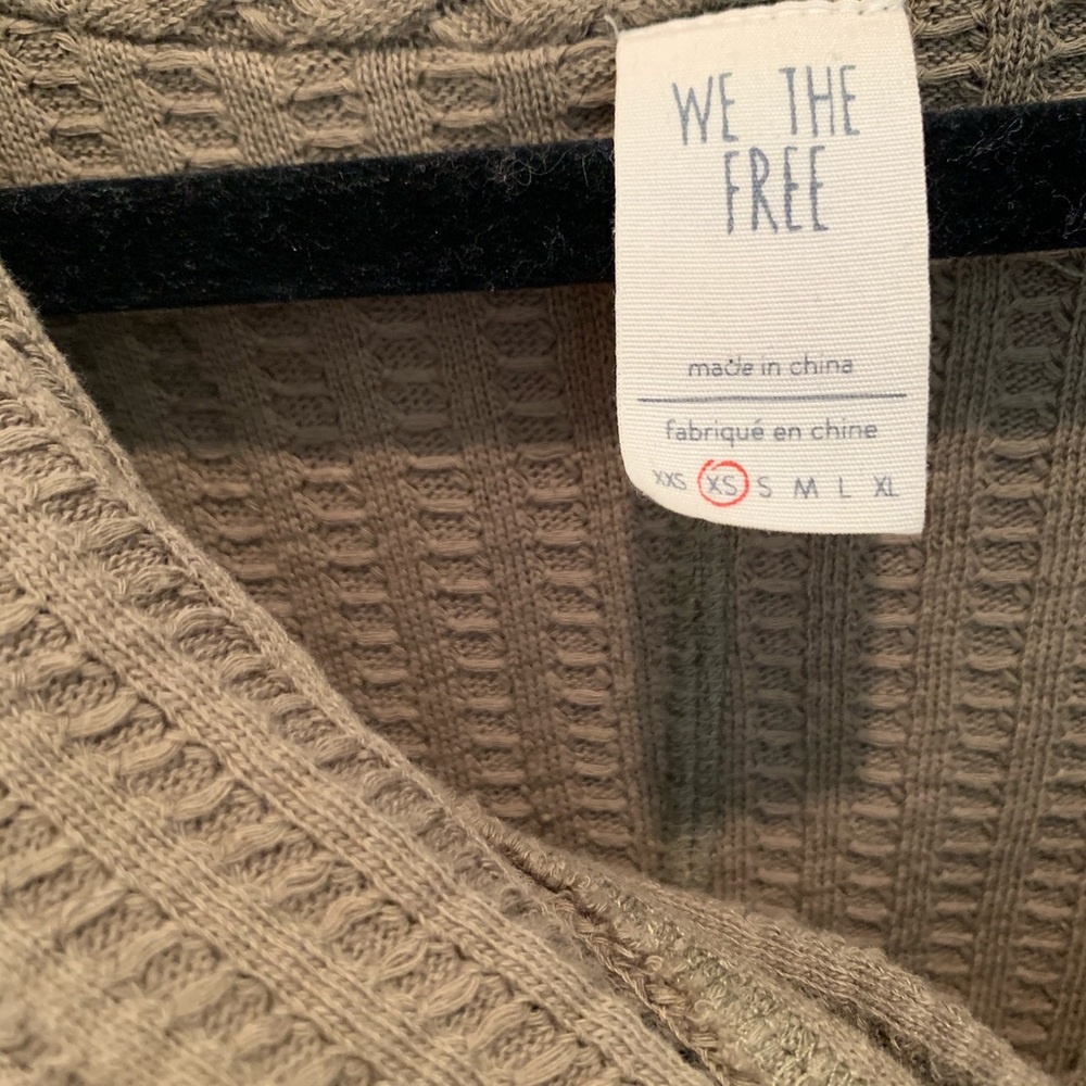 We The Free Wildcat Cowl Neck Thermal - Picture 5 of 5